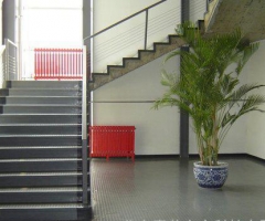 南京化工園辦公樓橡膠地面