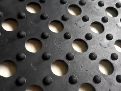 防油防滑帶孔排水地墊